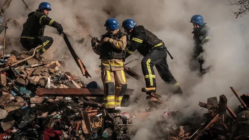 وكالة “فارس”: 78 قتيلا و329 مصابا في الهجمات الإسرائيلية على المناطق السكنية في محافظة طهران