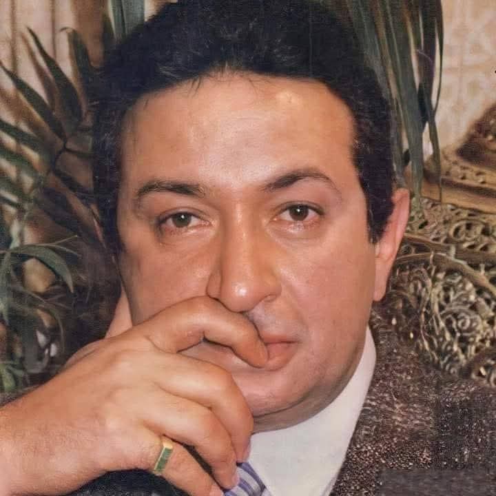 نور الشريف يتصدر التريند بعد انهيار منزله القديم في السيدة زينب