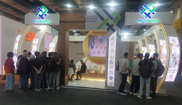 مشاركة متميزة لشركات وزارة قطاع الأعمال العام في معرض “صحة أفريقيا Africa Health ExCon 2025”