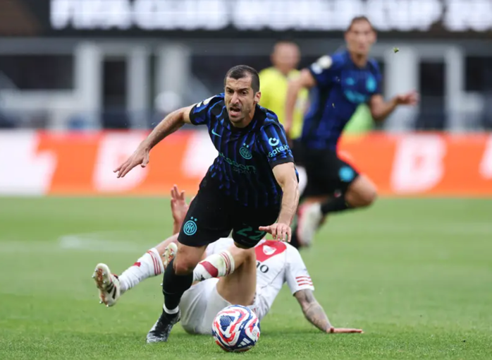 بث مباشر، إنتر ميلان يواجه فلومينينسي في قمة نارية بكأس العالم للأندية 2025