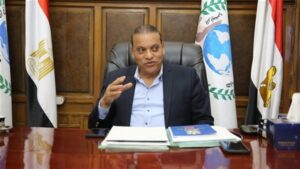 الفضالي: تسجيل خطوط المحمول ببيانات غير صحيحة يحتاج إلى إجراءات قانونية رادعة السفير أحمد الفضالي