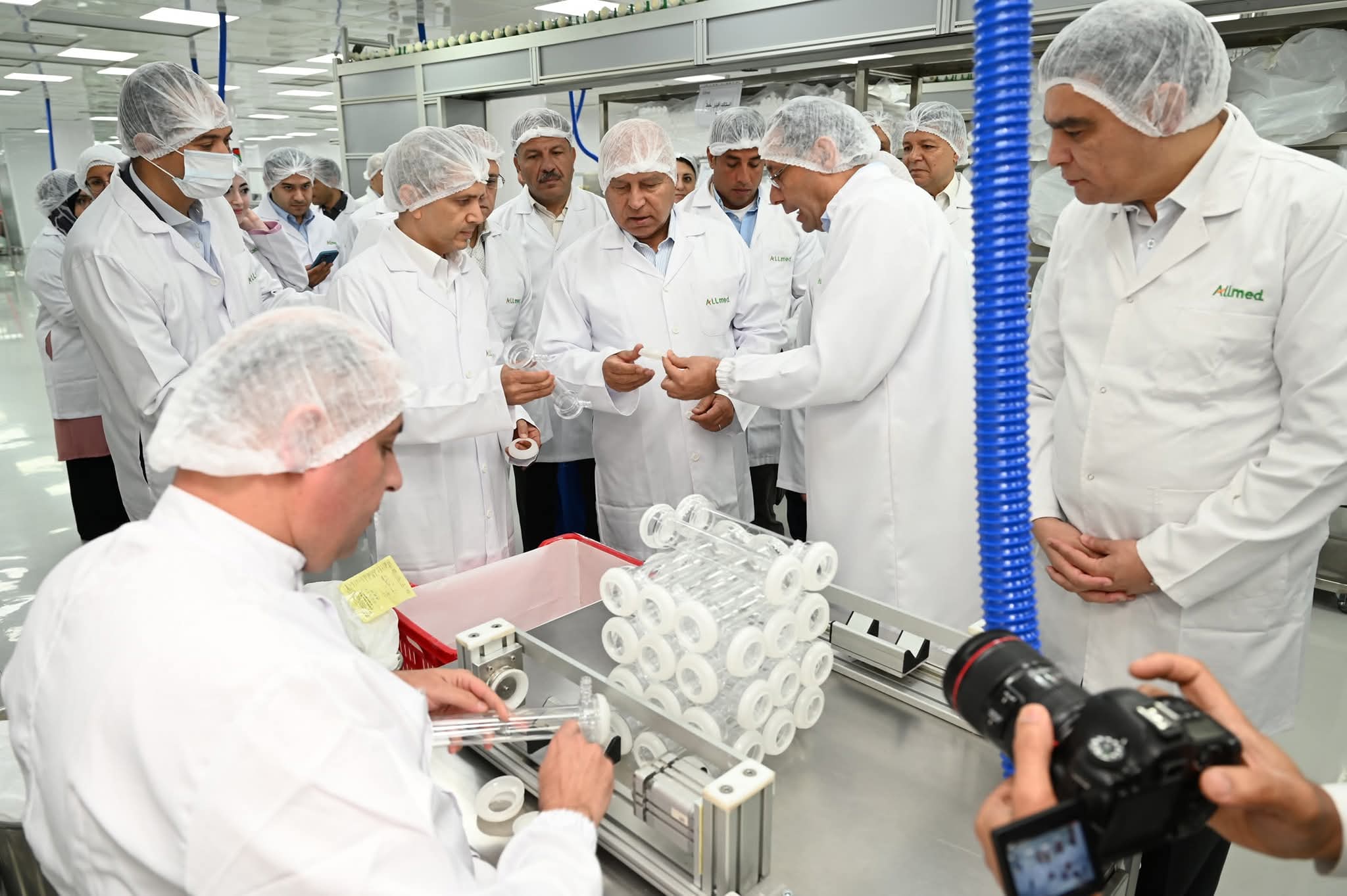 وزير الصناعة يفتتح خط إنتاج مرشحات الغسيل الكلوي ومصنع محاليل الغسيل الكلوي بطاقة ٤٠ مليون لتر سنويًا بشركة “أولميد ميدل إيست” وزير الصناعة يفتتح خط إنتاج مرشحات الغسيل الكلوي ومصنع محاليل الغسيل الكلوي بطاقة ٤٠ مليون لتر سنويًا بشركة “أولميد ميدل إيست”
