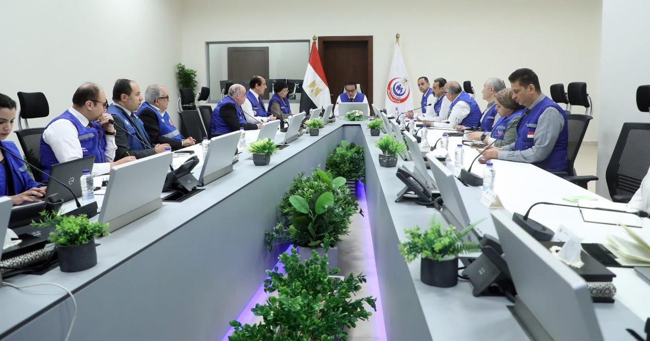وزير الصحة يترأس غرفة الأزمات لمتابعة تداعيات حريق سنترال رمسيس