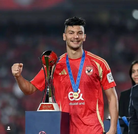 مصير أشرف داري في يد الخطيب