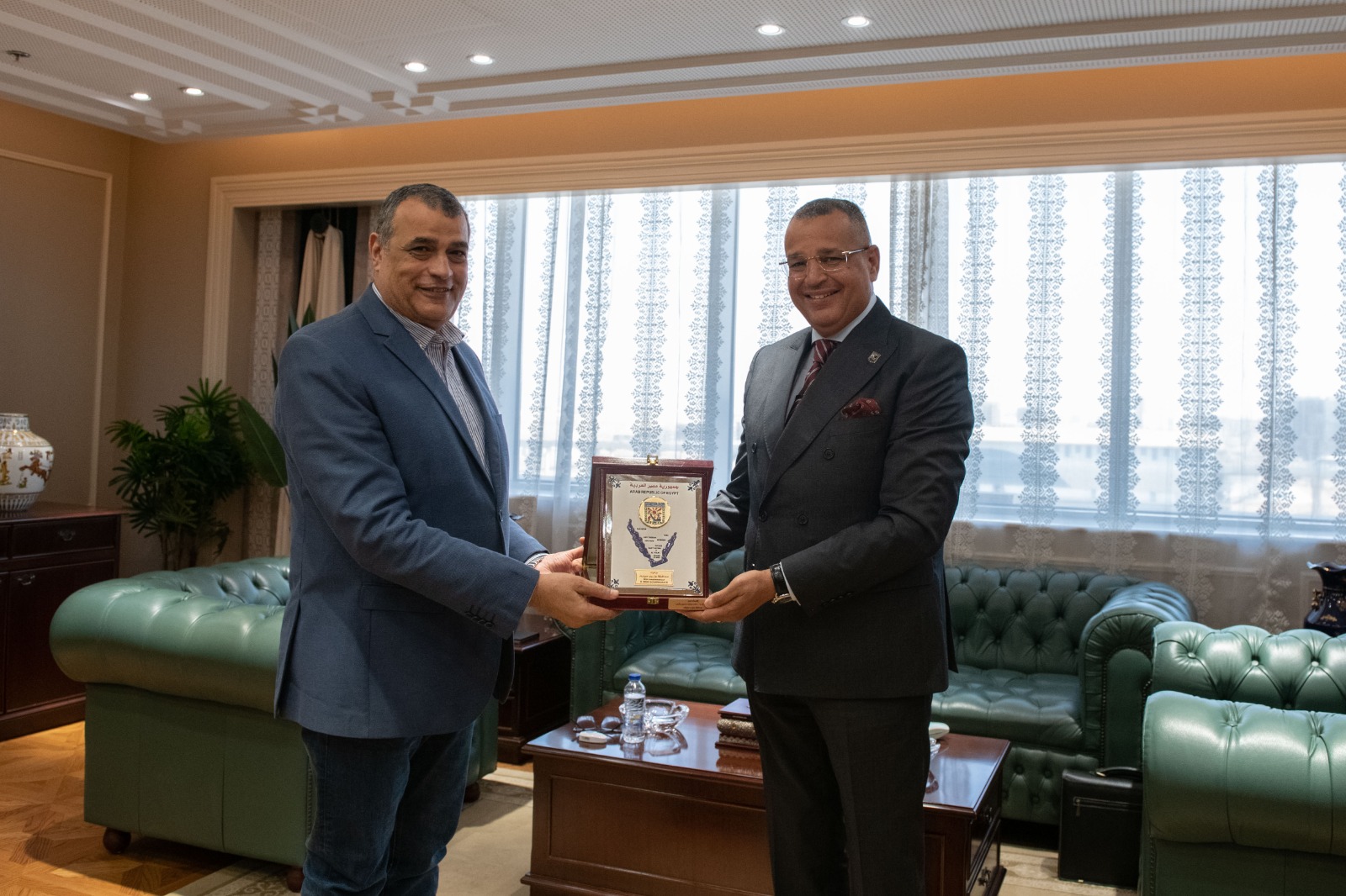 وزير الدولة للإنتاج الحربي يستقبل محافظ جنوب سيناء لبحث سبل تعزيز التعاون المشترك