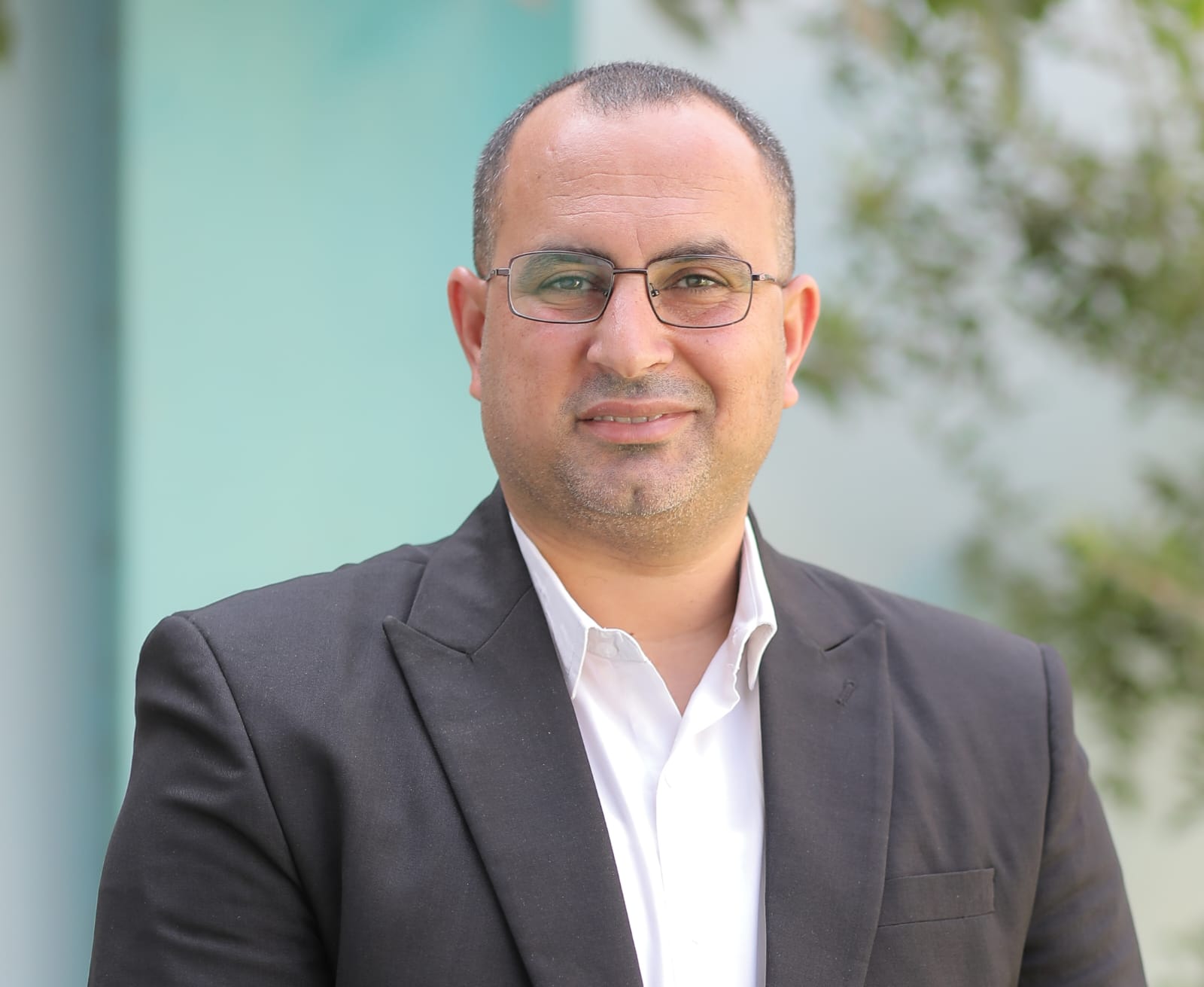 مرشحا عن الوفد..الصحفي صديق العيسوي يتقدم بأوراق ترشحه في إنتخابات الشيوخ بالشرقية