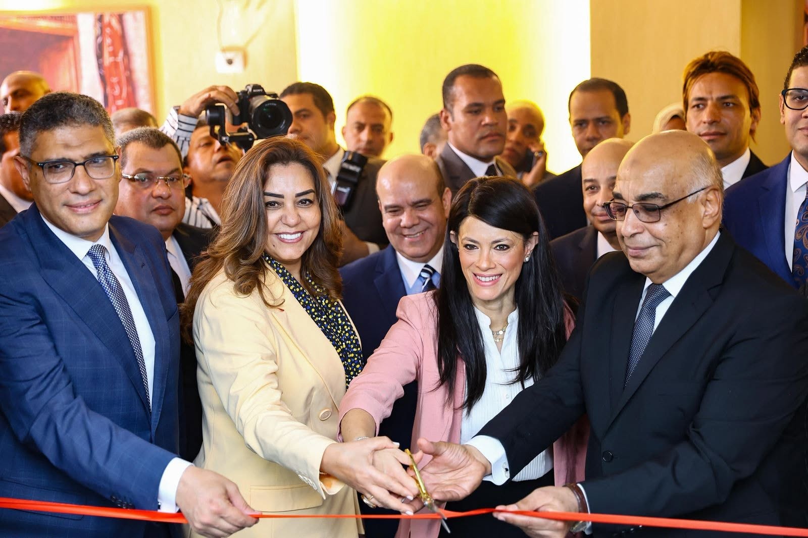 وزراء يفتتحون فرع توثيق محكمة جنوب الجيزة الإبتدائية