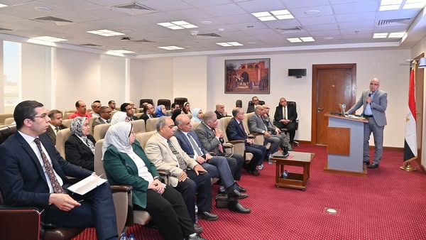 وزير الري يشهد فعاليات ورشة العمل المنعقدة لمناقشة موقف إيراد نهر النيل وإجراءات إدارة وتشغيل السد العالي