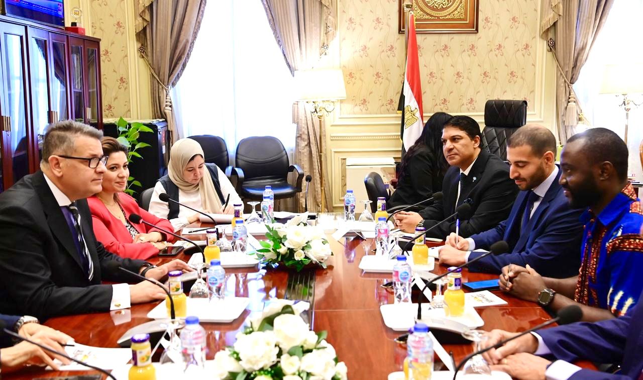 المجلس القومي لحقوق الانسان يعقد اجتماعا مع لجنة حقوق الانسان بمجلس النواب ووفد المفوضية السامية لحقوق الانسان التابعة للأمم المتحدة. المجلس القومي لحقوق الانسان يعقد اجتماعا مع لجنة حقوق الانسان بمجلس النواب ووفد المفوضية السامية لحقوق الانسان التابعة للأمم المتحدة.