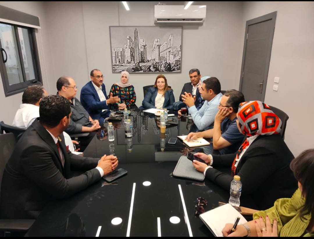 لجنة الانتخابات بحزب الوعي تتابع خطة العمل وتعلن عن مؤتمرات دعم المرشحين لجنة الانتخابات بحزب الوعي تتابع خطة العمل وتعلن عن مؤتمرات دعم المرشحين