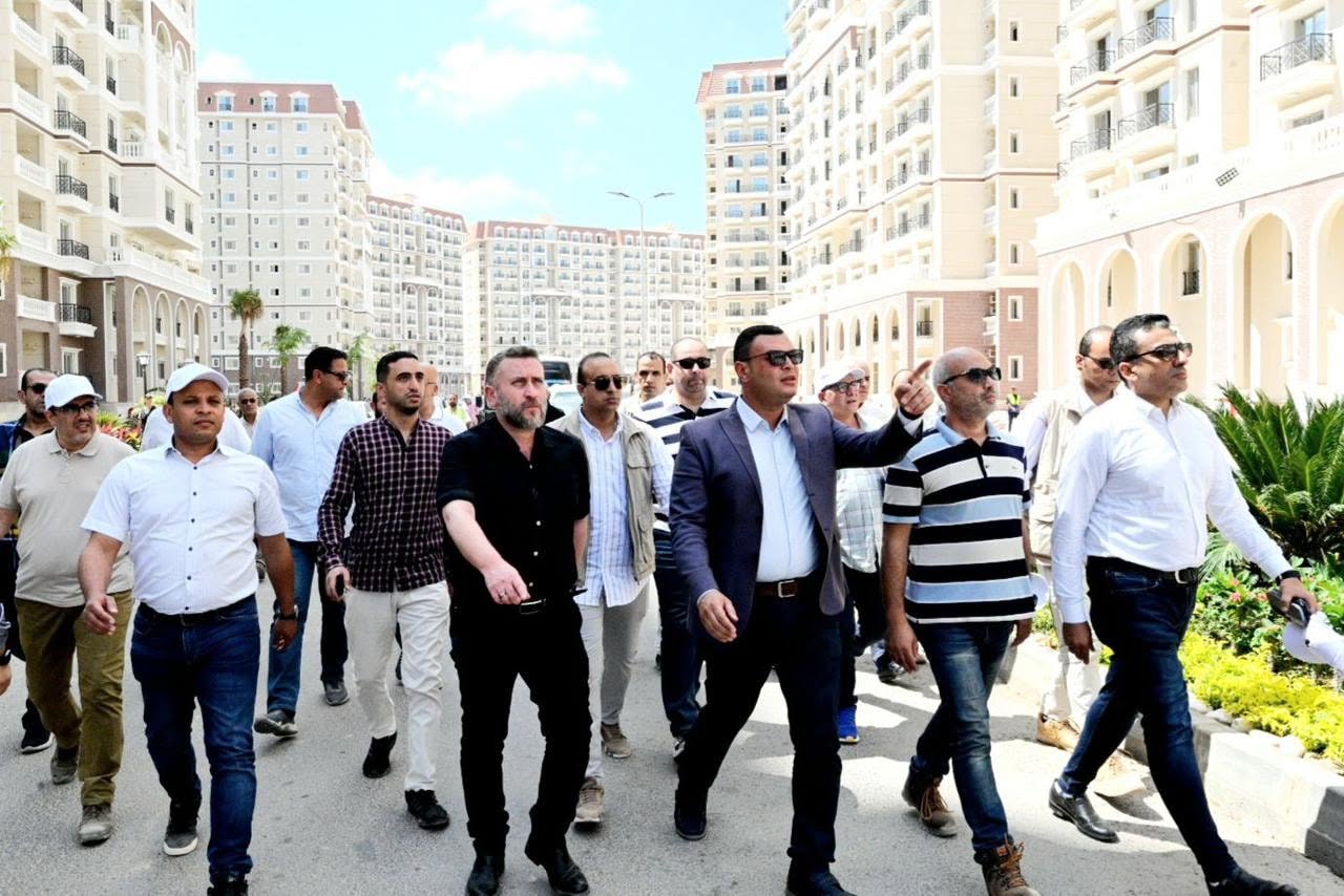 وزير الإسكان يتفقد مشروع التجمع العمراني “صواري” بمنطقة غرب كارفور بالإسكندرية وزير الإسكان يتفقد مشروع التجمع العمراني “صواري” بمنطقة غرب كارفور بالإسكندرية