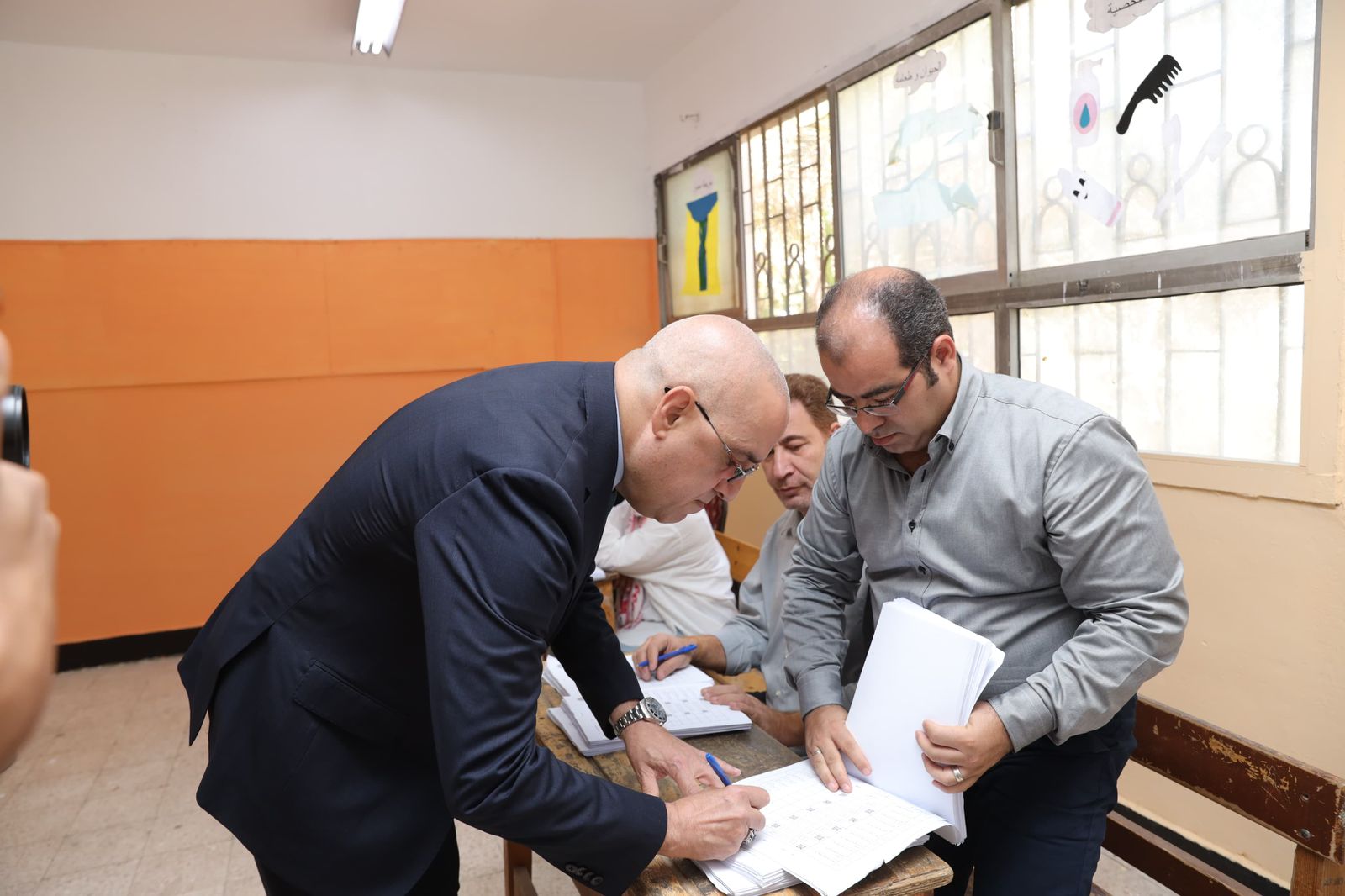 رئيس “الجبهة الوطنية”: المشاركة في الانتخابات واجب وطني.. ومجلس الشيوخ ركيزة لدعم مسيرة الدولة رئيس “الجبهة الوطنية”: المشاركة في الانتخابات واجب وطني.. ومجلس الشيوخ ركيزة لدعم مسيرة الدولة