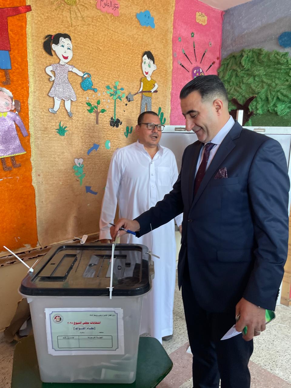 السعيد غنيم بعد الإدلاء بصوته في انتخابات “الشيوخ 2025”: المشاركة واجب وطني ودعم للدولة المصرية السعيد غنيم بعد الإدلاء بصوته في انتخابات “الشيوخ 2025”: المشاركة واجب وطني ودعم للدولة المصرية