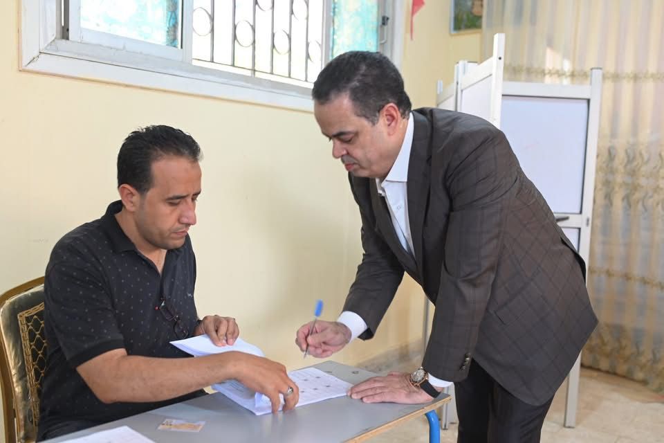 النائب عصام هلال عفيفي يدلي بصوته باليوم الاول بمسقط راسه بمدينة الحوامدية ويتفقد المقرات الانتخابية بالحوامدية