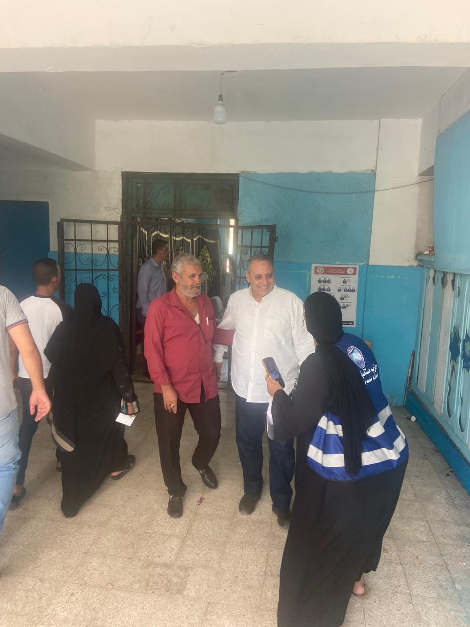 رئيس حزب إرادة جيل يدلي بصوته الانتخابي في انتخابات الشيوخ 2025/ صور