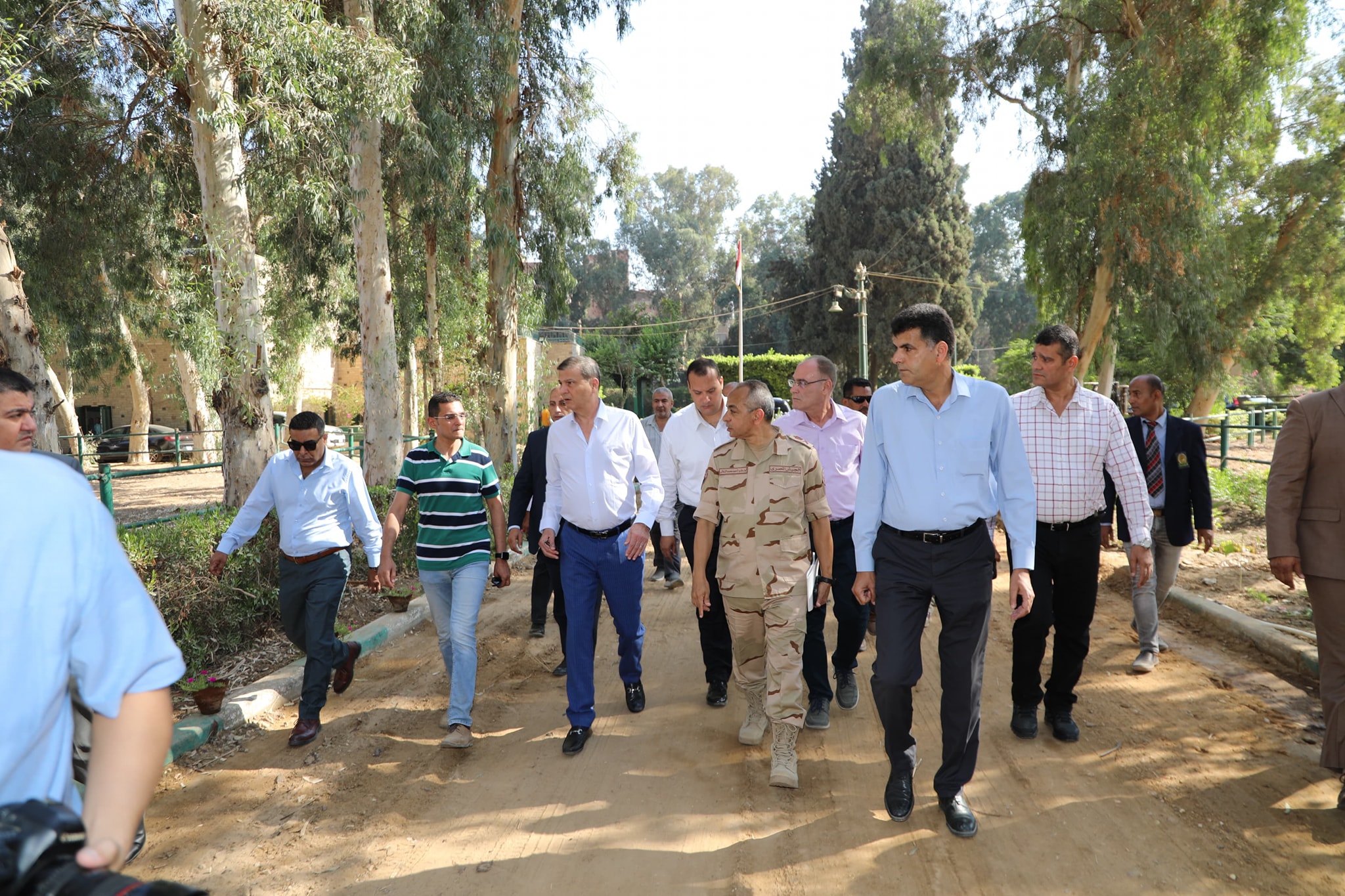 وزير الزراعة يتفقد أعمال التطوير بمحطة الزهراء للخيول العربية الأصيلة ويوجه بسرعة الإنجاز