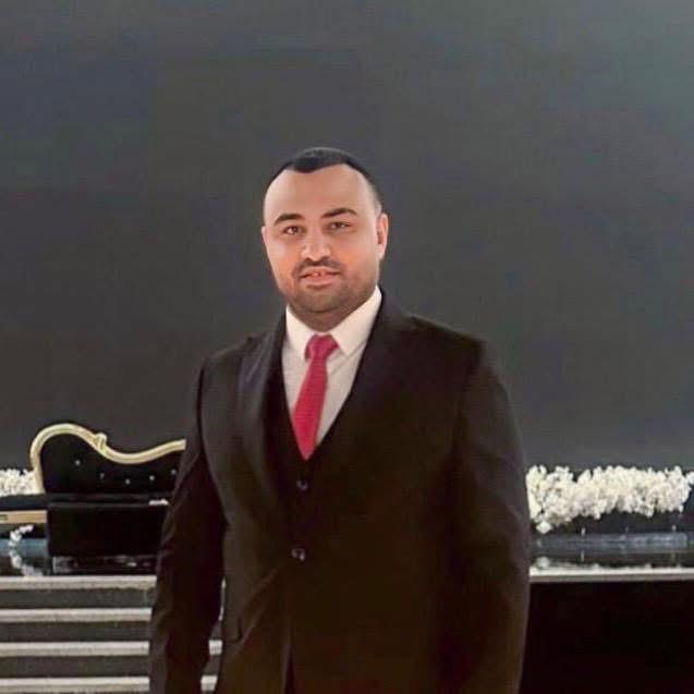 «هيبة» يهنيء المستشار محمد شحاتة بمناسبة تعيين زوجته في هيئة قضايا الدولة