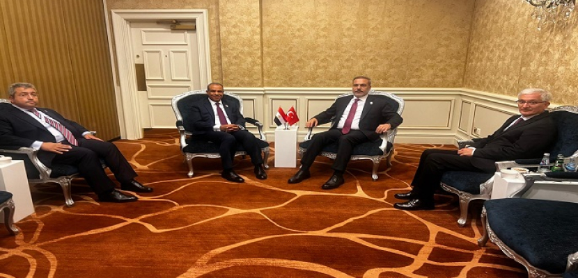 على هامش الاجتماع الوزاري.. وزير الخارجية يؤكد لنظيره التركي ضرورة وقف الحرب الإسرائيلية على غزة