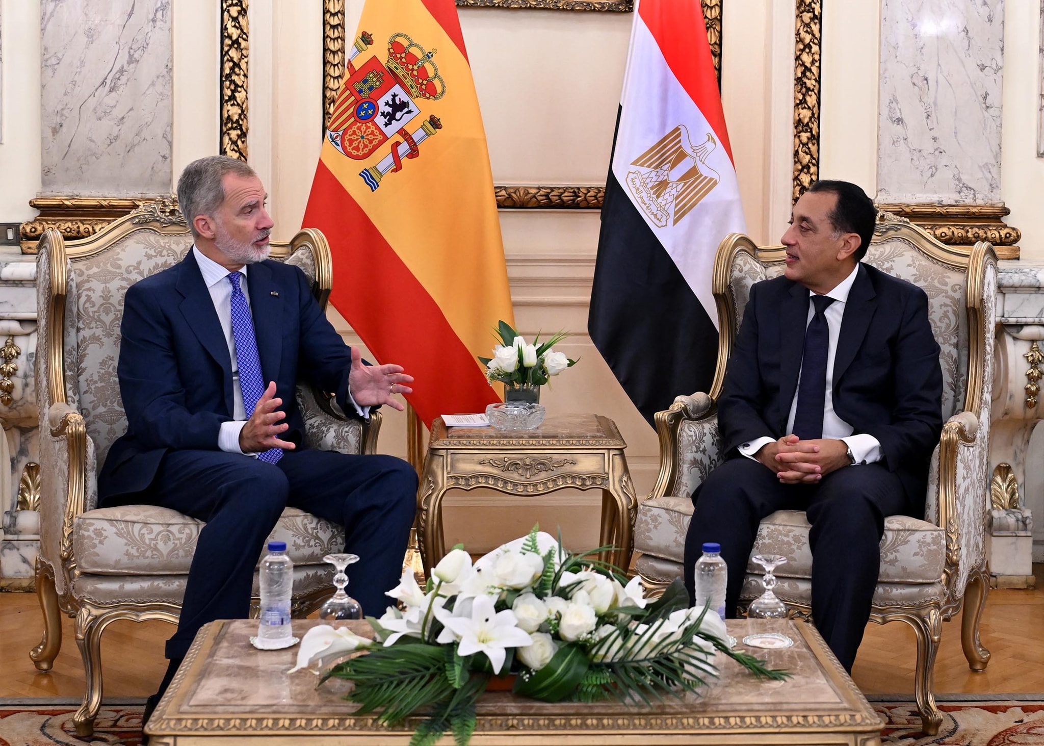 رئيس الوزراء المصري يستقبل ملك إسبانيا ويؤكد رفض تهجير الفلسطينيين ودعم حل الدولتين رئيس الوزراء المصري يستقبل ملك إسبانيا ويؤكد رفض تهجير الفلسطينيين ودعم حل الدولتين