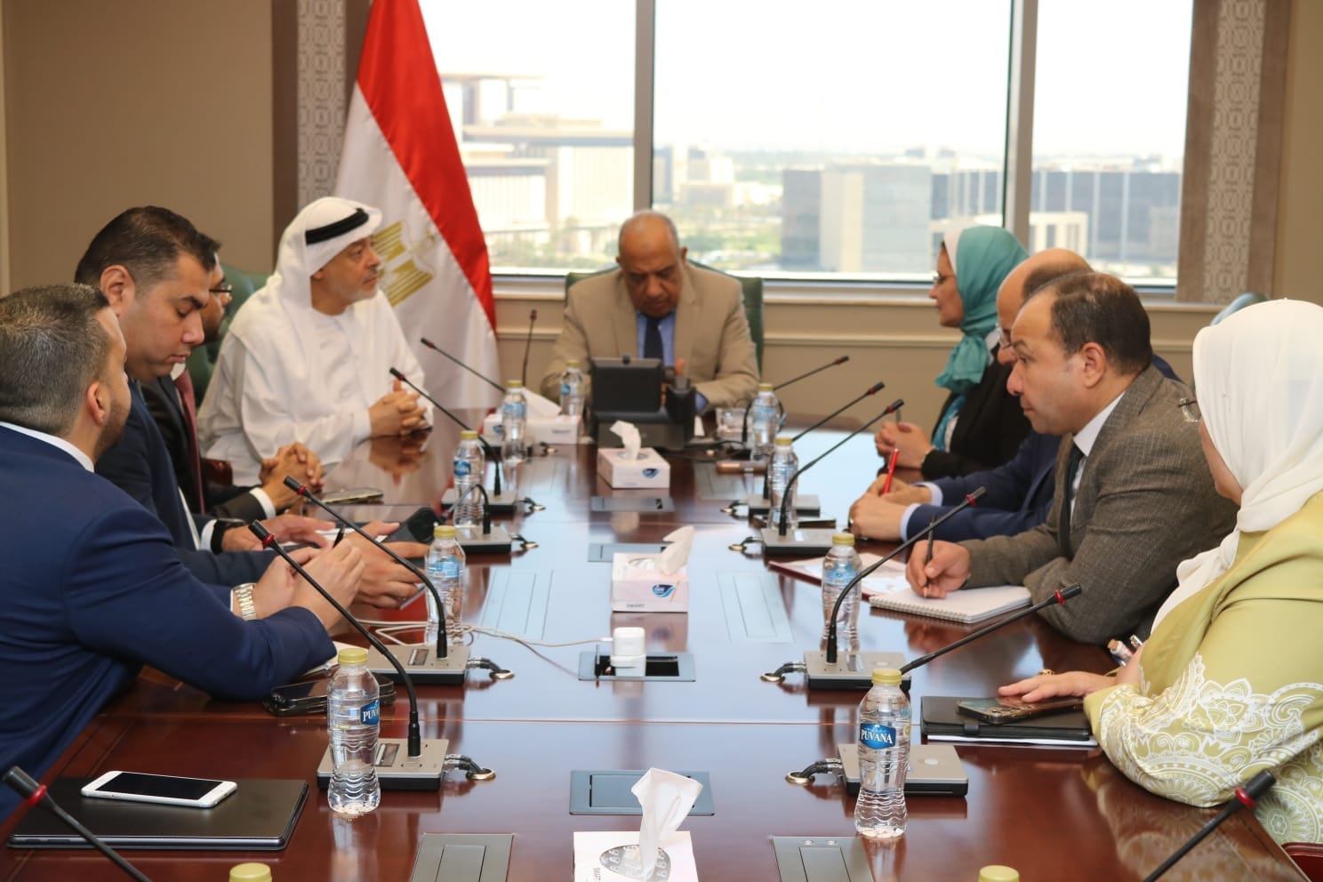 وزير الكهرباء يبحث مع شركة AMEA POWER الإماراتية تعزيز التعاون في الطاقة المتجددة والتوسع في مشروعات تخزين الطاقة