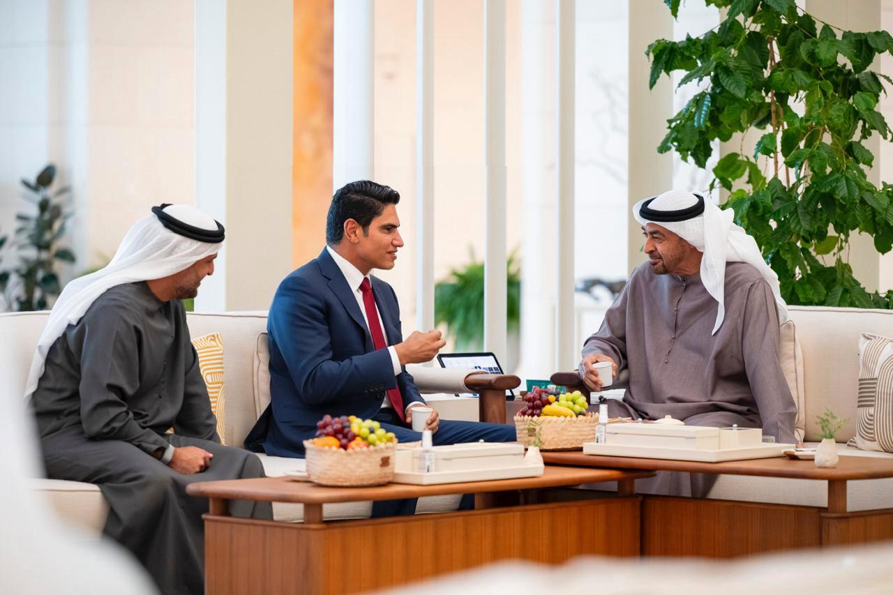أحمد أبو هشيمة يلتقي رئيس دولة الإمارات الشيخ محمد بن زايد آل نهيان