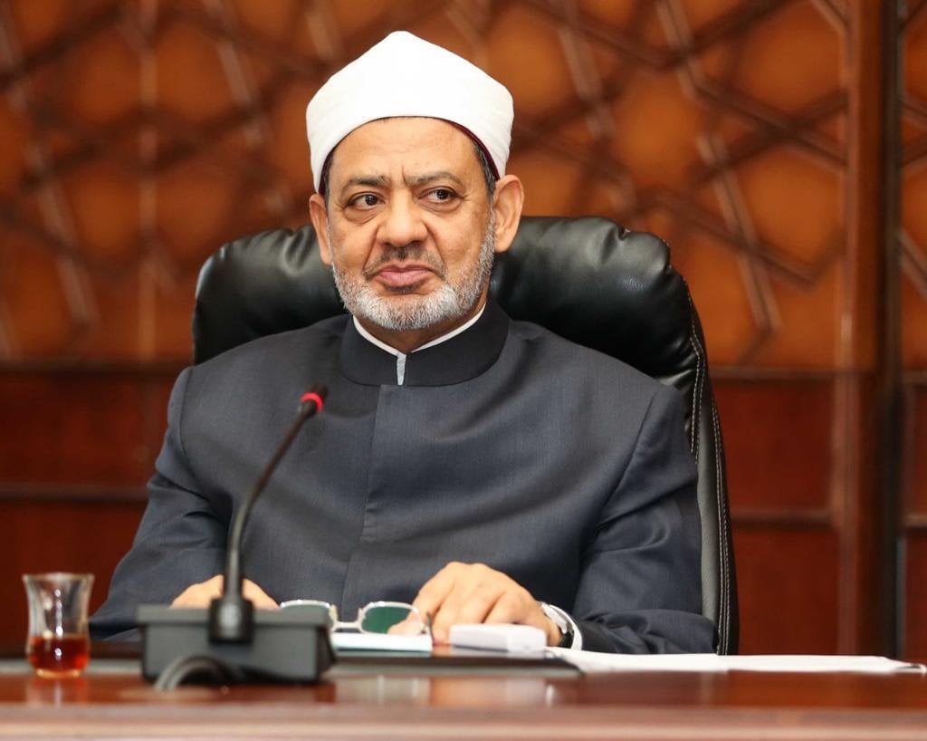 الأزهر الشريف: نحمد الله تعالى لأن هيَّأ الأسباب لوضع نهاية لقتل الضعفاء والمستضعفين في غزة الأزهر الشريف: نحمد الله تعالى لأن هيَّأ الأسباب لوضع نهاية لقتل الضعفاء والمستضعفين في غزة