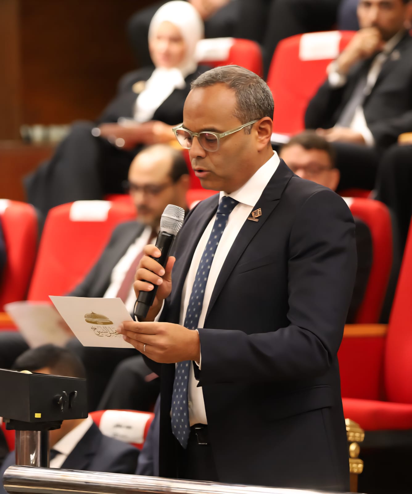 سامح السادات وكيلاً للجنة الصناعة بالشيوخ: سنعمل على النهوض بالمشروعات الصغيرة وجذب الصناعات الأوروبية إلى السوق المصري