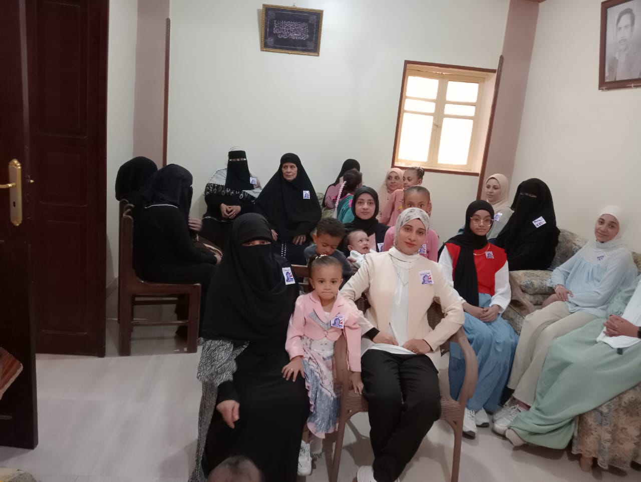 بالصور.. أولى فعاليات “كوني مؤثرة” في الصعيد تنطلق بأسيوط برعاية حزب “المصريين” بالصور.. أولى فعاليات “كوني مؤثرة” في الصعيد تنطلق بأسيوط برعاية حزب “المصريين”