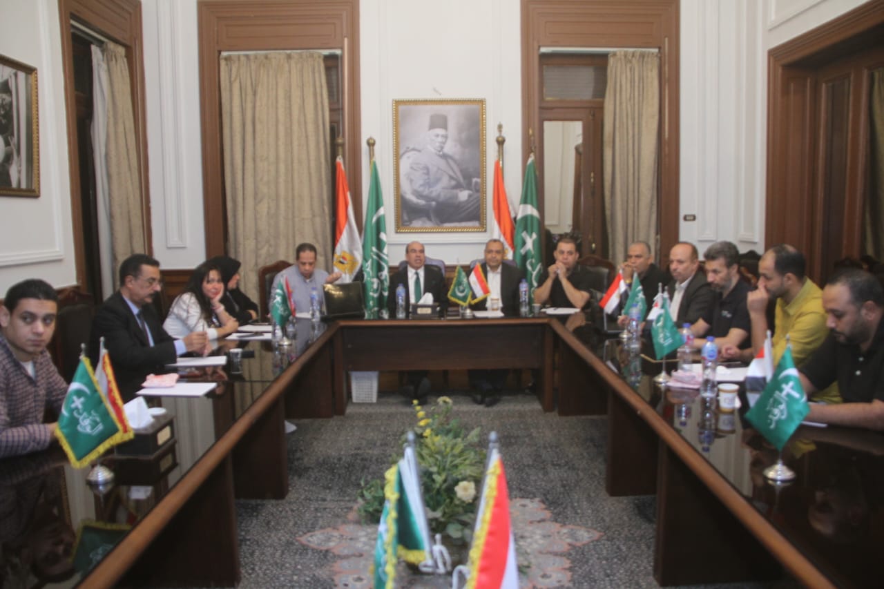 الدكتور ياسر الهضيبي : غرفة عمليات الحزب في حالة إنعقاد مستمر على مدار الساعة لمتابعة سير العملية الانتخابية الدكتور ياسر الهضيبي : غرفة عمليات الحزب في حالة إنعقاد مستمر على مدار الساعة لمتابعة سير العملية الانتخابية