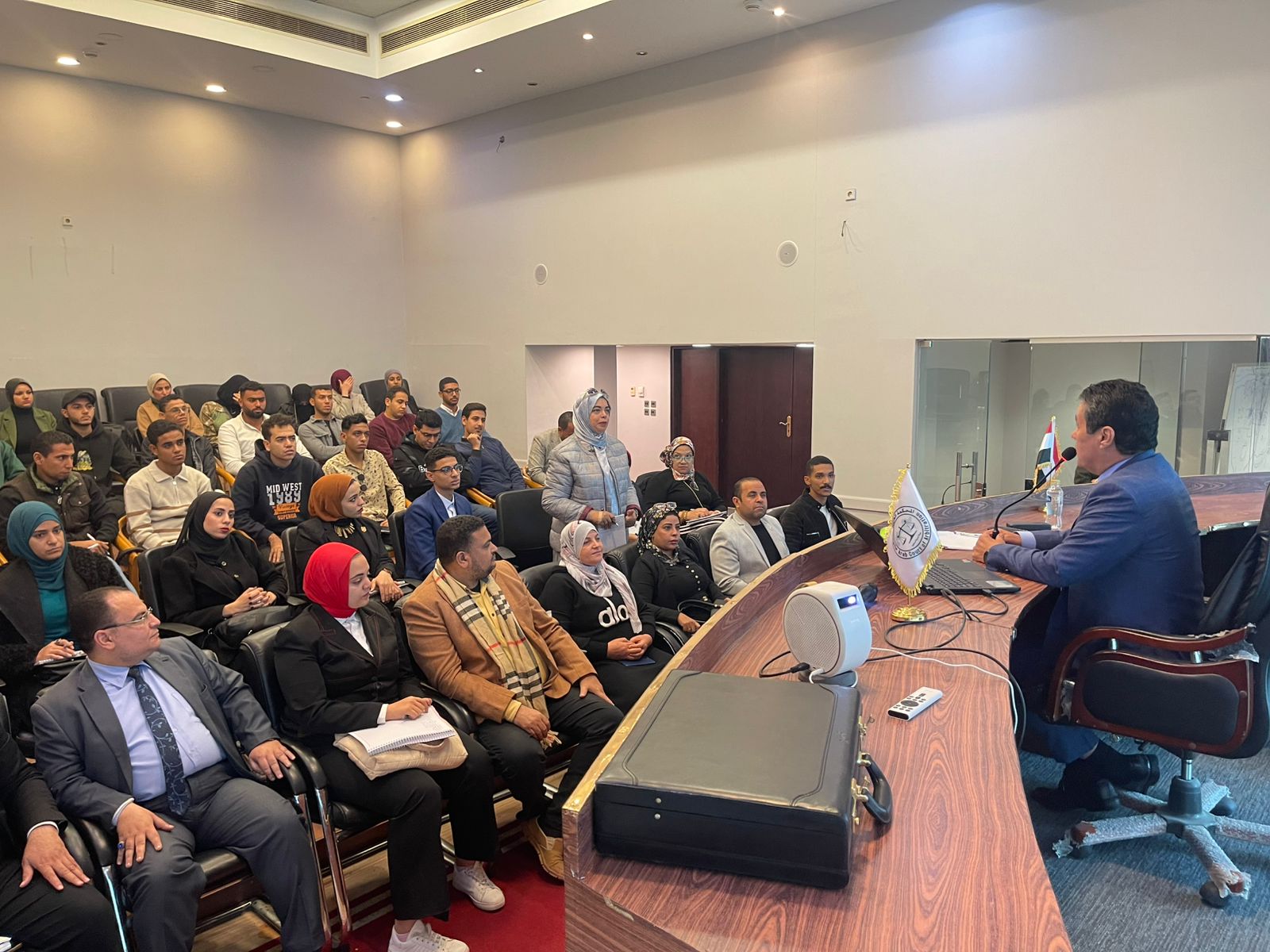 تعاون بين المحكمة العربية للتحكيم ووزارة الشباب والرياضة في تعزيز الوعي الوطني لدي الشباب 