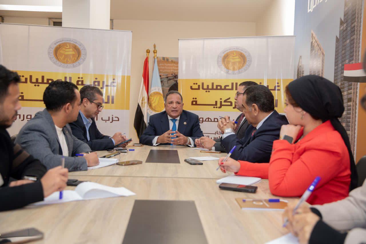 الأمين العام لحزب الشعب الجمهوري.. يتابع سير العملية الانتخابية في الداخل بالدوائر الثلاثين الملغاة من المرحلة الأولى