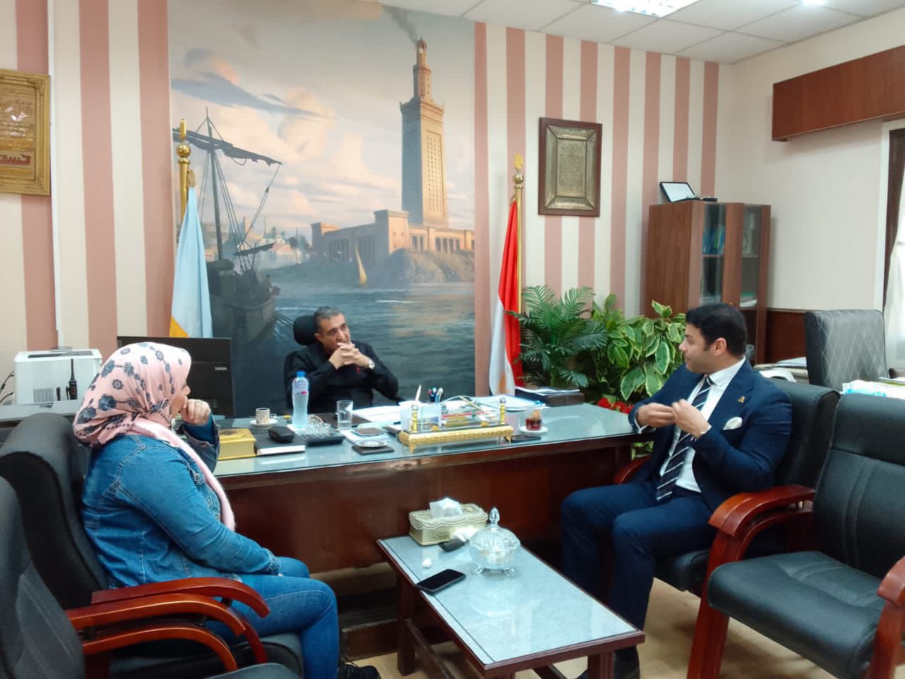 بعد معاناة امتدت لأكثر من 20 عامًا.. نائب الجبهة الوطنية يتدخل لحل أزمة مديونيات مساكن الإيواء ببن زولاق في الإسكندرية بعد معاناة امتدت لأكثر من 20 عامًا.. نائب الجبهة الوطنية يتدخل لحل أزمة مديونيات مساكن الإيواء ببن زولاق في الإسكندرية