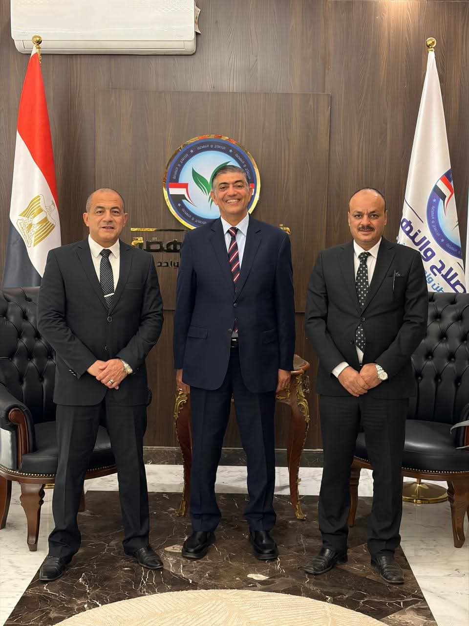 «الإصلاح والنهضة» يعين محمد فاروق نائبًا أول لرئيس الحزب «الإصلاح والنهضة» يعين محمد فاروق نائبًا أول لرئيس الحزب