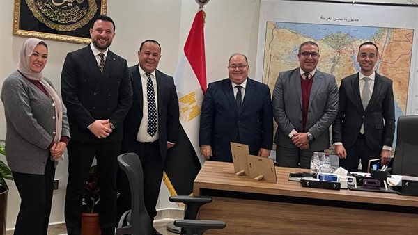 القنصل المصري بالرياض : إطلاق عدة مبادرات بالتعاون مع اتحاد شباب المصريين بالخارج لخدمة أبناء الجالية 