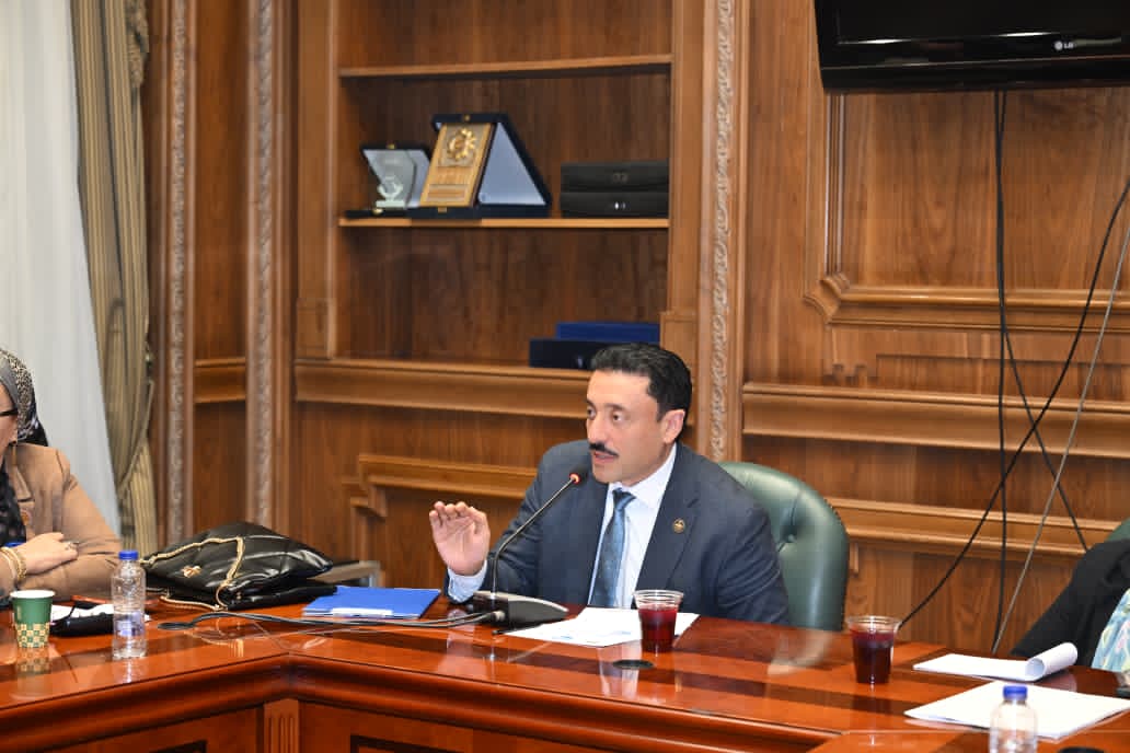 لجنة التعليم بمجلس الشيوخ توصي بوضع آلية للتنفيذ مع خطة لتركيب الكاميرات بالمدارس الحكومية لجنة التعليم بمجلس الشيوخ توصي بوضع آلية للتنفيذ مع خطة لتركيب الكاميرات بالمدارس الحكومية