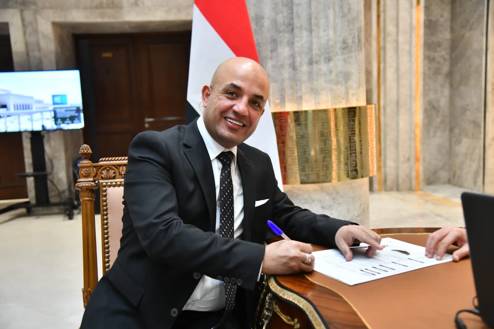 إسماعيل موسى بعد استخراج كارنيه عضوية مجلس النواب: البرلمان يمثل كل طوائف الشعب وهدفه تحقيق آماله وتطلعاته إسماعيل موسى بعد استخراج كارنيه عضوية مجلس النواب: البرلمان يمثل كل طوائف الشعب وهدفه تحقيق آماله وتطلعاته