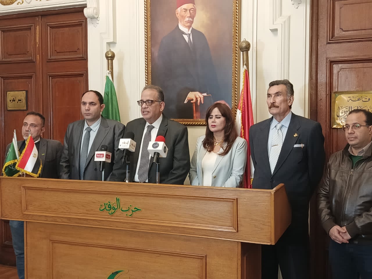 إنتخابات رئاسة الوفد ٢٠٢٦…إعتذار “أبوشقة” و”حسان” و”هيكل يتنازل لصالح “البدوى “ إنتخابات رئاسة الوفد ٢٠٢٦…إعتذار “أبوشقة” و”حسان” و”هيكل يتنازل لصالح “البدوى “