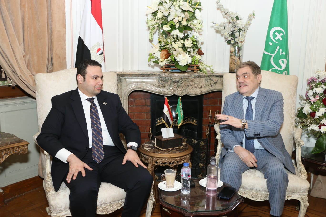 رئيس‭ ‬الوفد‭ ‬يستقبل‭ ‬رئيس‭ ‬حزب‭ ‬العدل ‮«‬البدوى‮»‬‭: ‬حزب‭ ‬العدل‭ ‬يمثل‭ ‬إضافة‭ ‬حقيقية‭ ‬للحياة‭ ‬السياسية‭ ‬المصرية