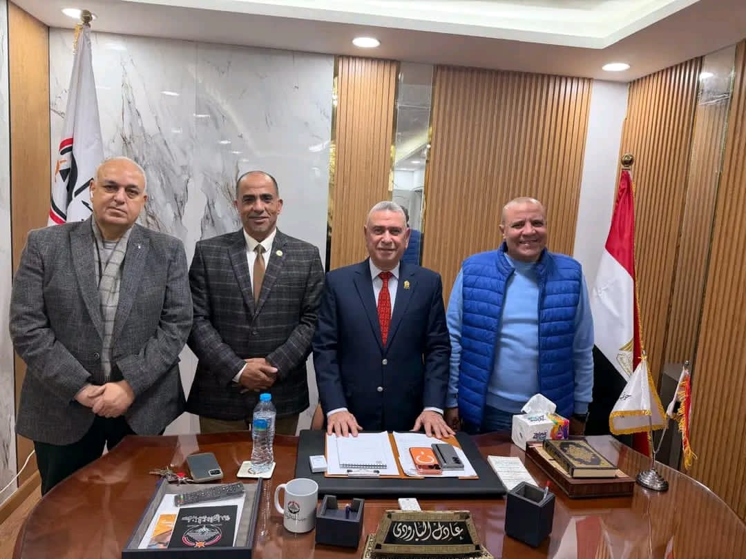 حزب الجبهة الوطنية بأسيوط يعزز صفوفه بانضمام الدكتور شعبان أنور حسن