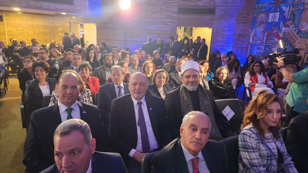 أبو العطا يشارك في حفل جائزة “صموئيل حبيب” للتميز في العمل الاجتماعي بدعوة من رئيس الطائفة الإنجيلية أبو العطا يشارك في حفل جائزة “صموئيل حبيب” للتميز في العمل الاجتماعي بدعوة من رئيس الطائفة الإنجيلية