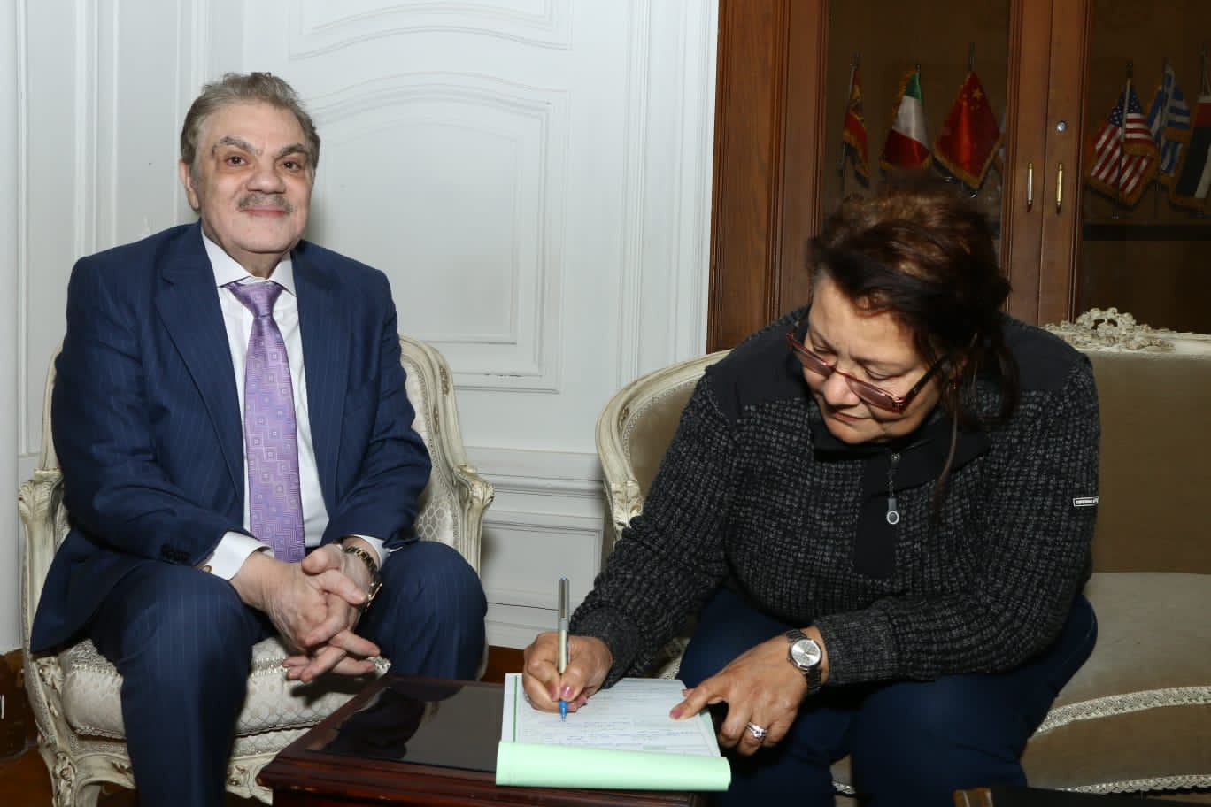 بعد إنضمامها رسميا… تعيين رانية أبوالعنين نائبا لعميد معهد الدراسات السياسية والإستراتيجية بالوفد