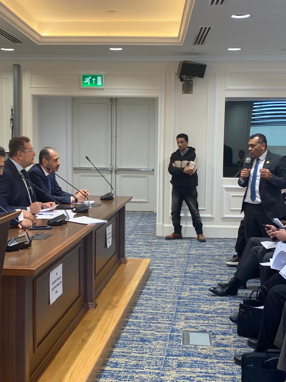 أشرف مرزوق ينتقد غياب وزير التموين.. ويطالب بحلول عاجلة لأزمات البطاقات وجودة السلع أشرف مرزوق ينتقد غياب وزير التموين.. ويطالب بحلول عاجلة لأزمات البطاقات وجودة السلع