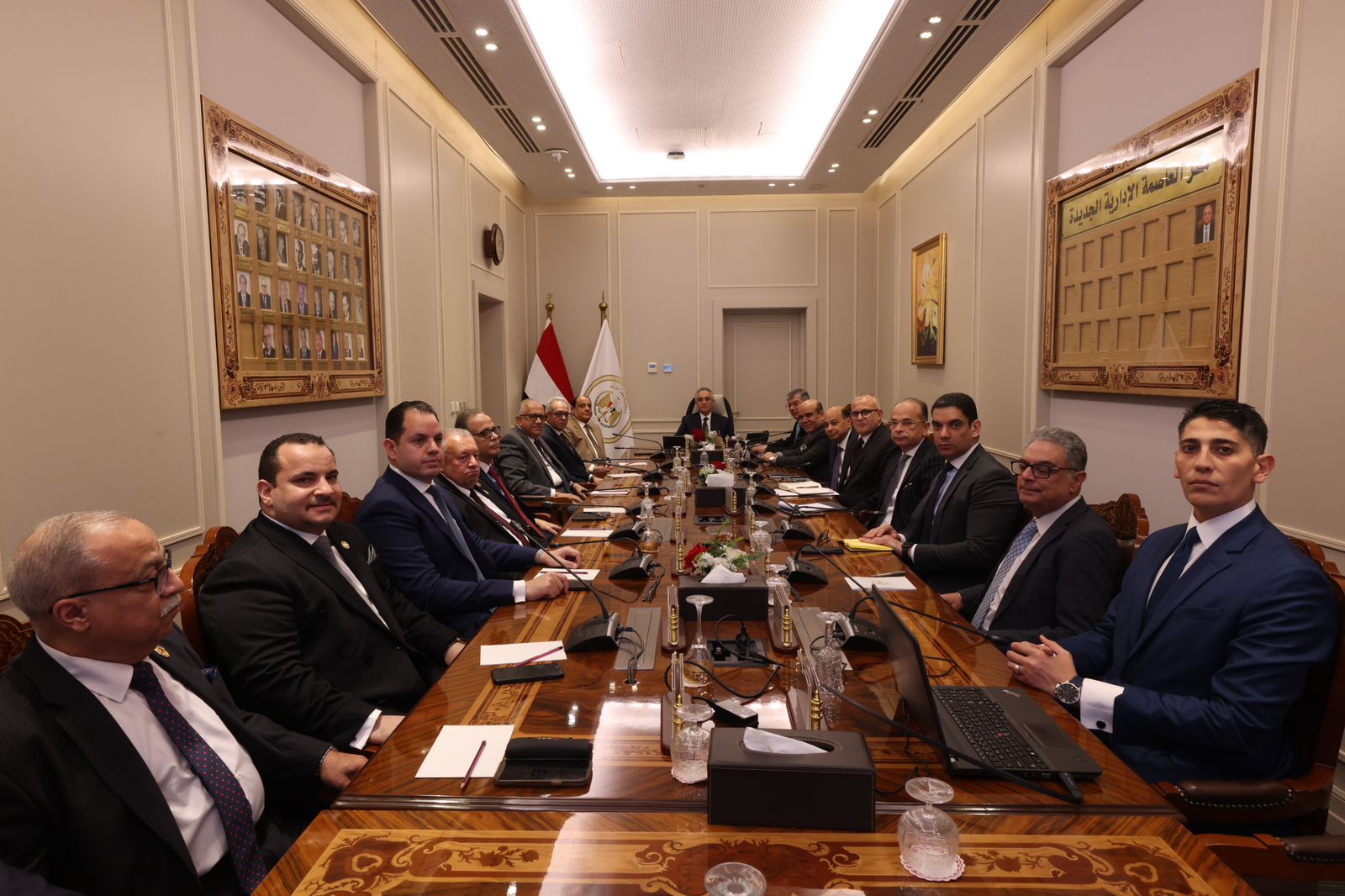 وزير العدل يستقبل رئيس وأعضاء اللجنة التشريعية بمجلس الشيوخ