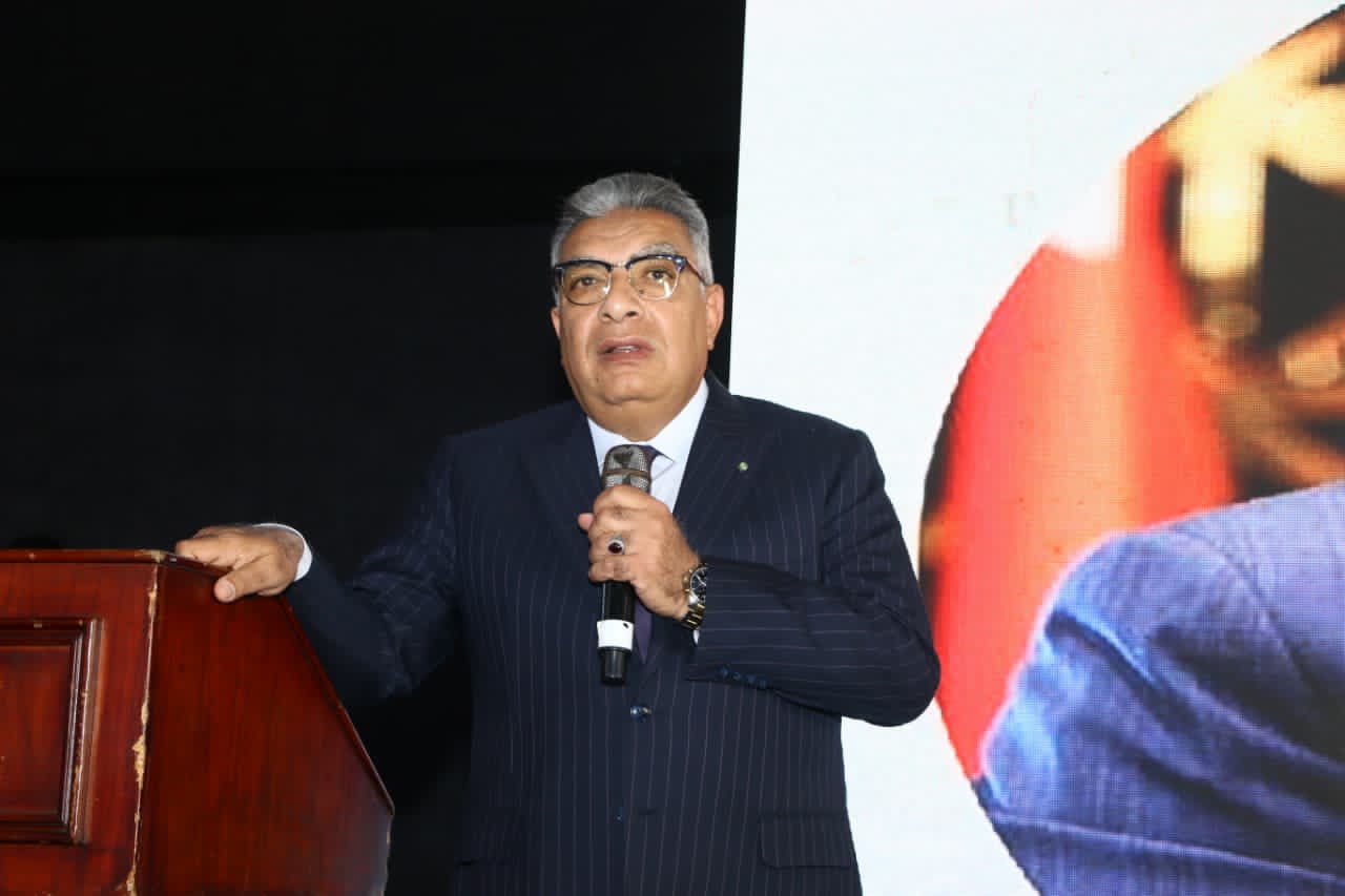 محافظ الدقهلية فى إحتفالية حزب الوفد : لا تخشوا أي قوة خارجية.. لدينا جيش “يسد عين الشمس” ورجال يعشقون الشهادة