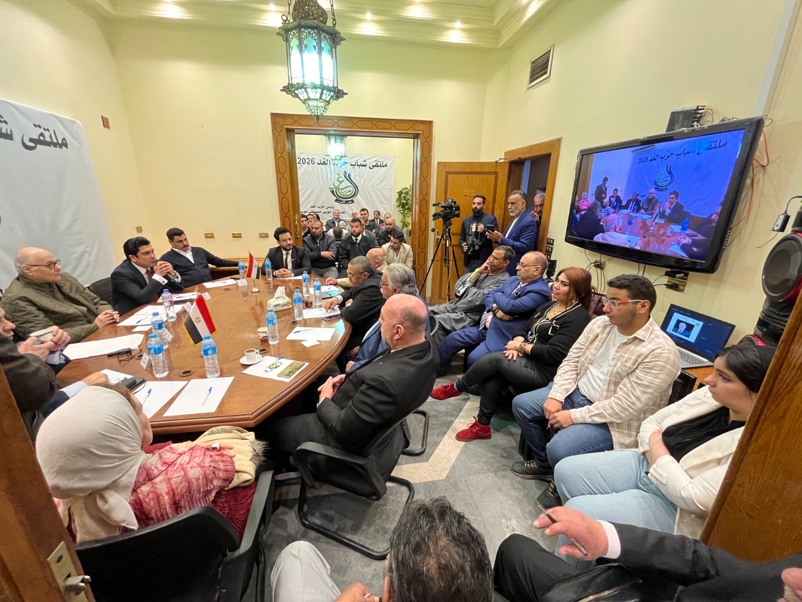 فى الملتقى الاول لشباب حزب الغد: رئيس الغد يؤكد الاحزاب بلا شباب احزاب بلا مستقبل