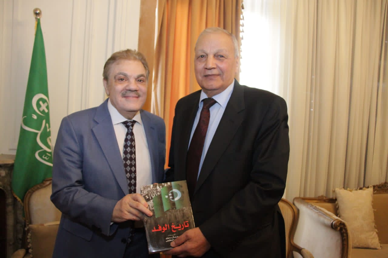 محافظ الغربية الأسبق ينضم للوفد.. ويؤكد سنتكاتف خلف رؤية “البدوي” لخدمة الحزب والوطن