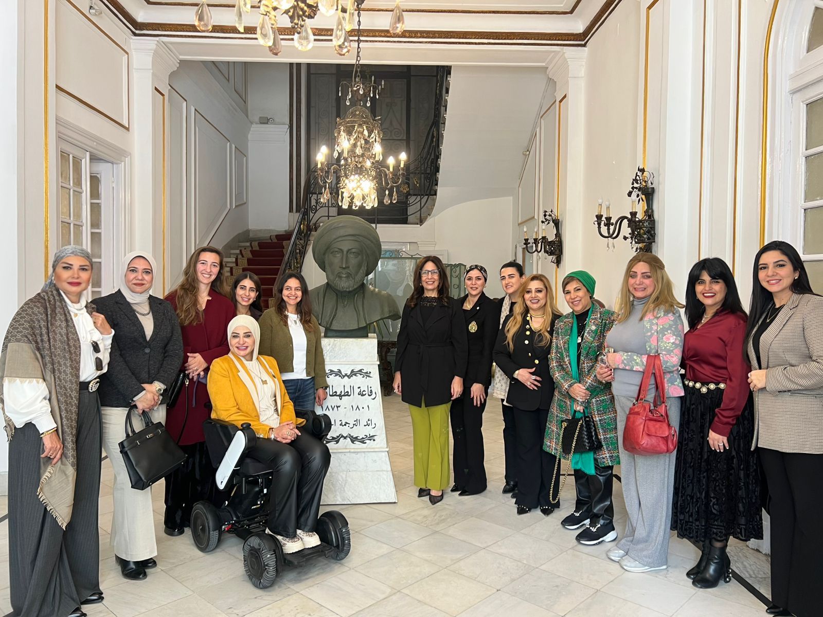 لمساندتها ضد حملات التشهير ..برلمانيات وعظيمات مصر” يلتقين وزيرة الثقافة