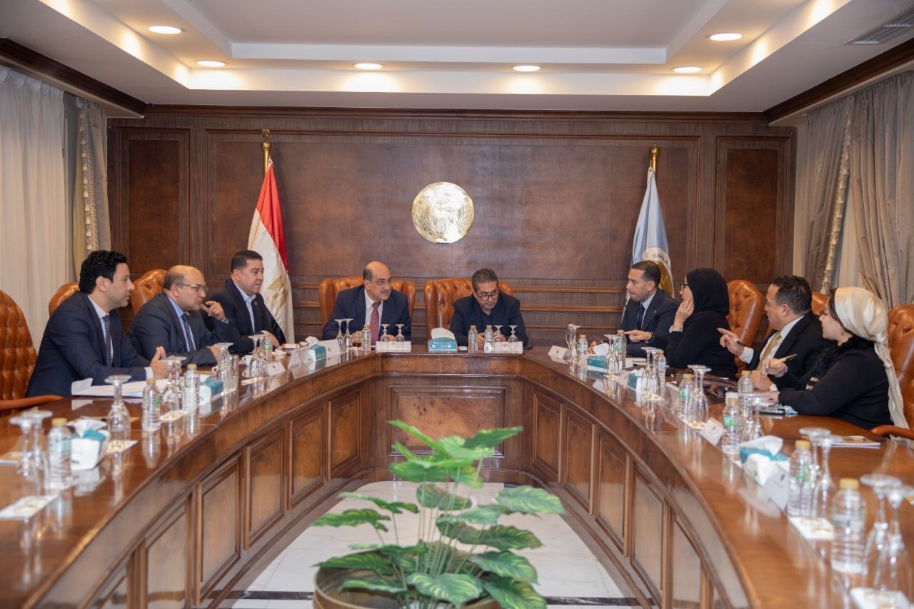 الهيئة البرلمانية لحزب الشعب الجمهوري بمجلس الشيوخ تعقد اجتماعها الشهري لمناقشة خطة العمل المستقبلية