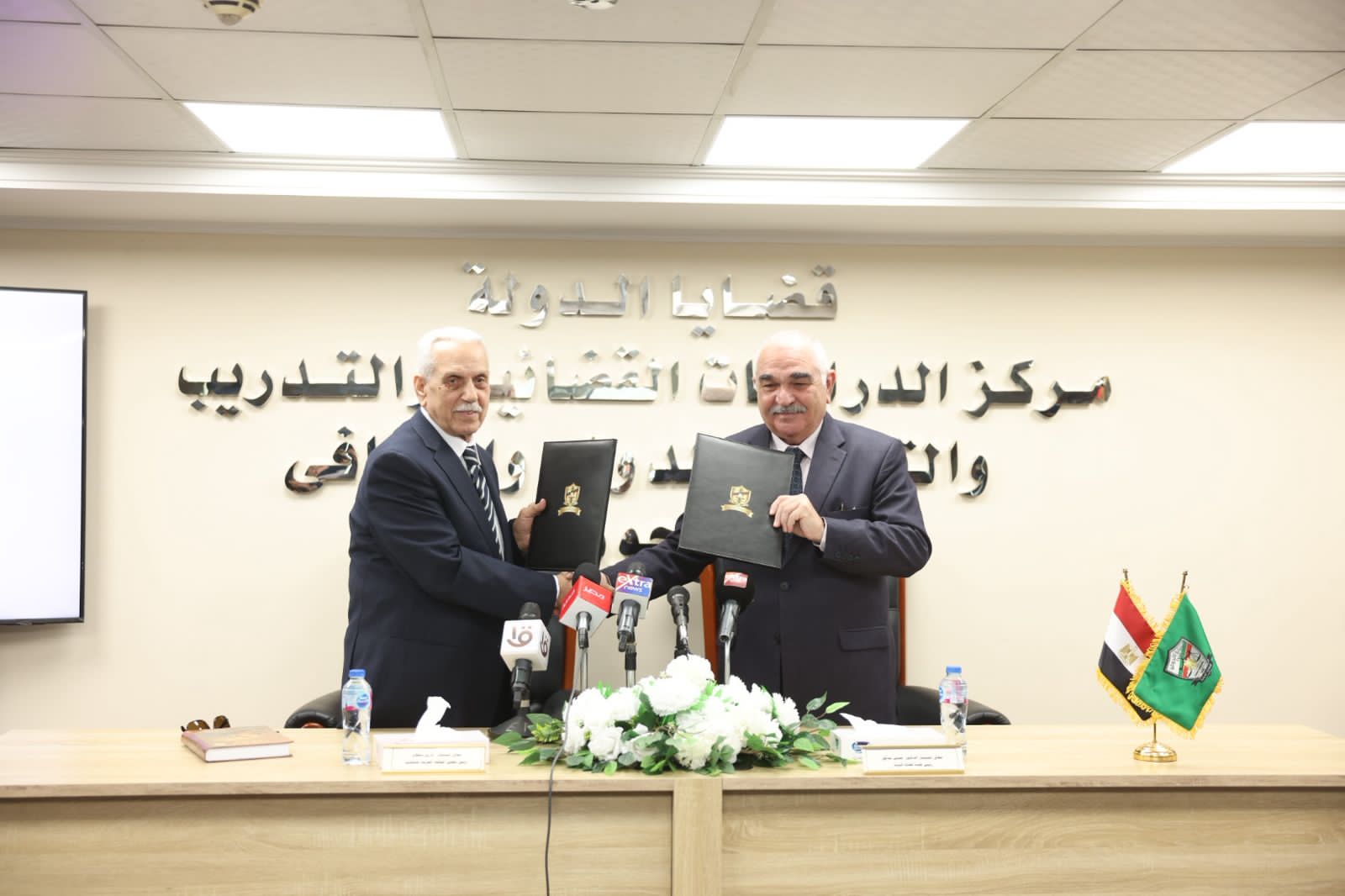 بروتوكول تعاون مشترك بين هيئة قضايا الدولة والمحكمة العربية للتحكيم في مجالات التدريب والاستشارات القانونية والأبحاث 