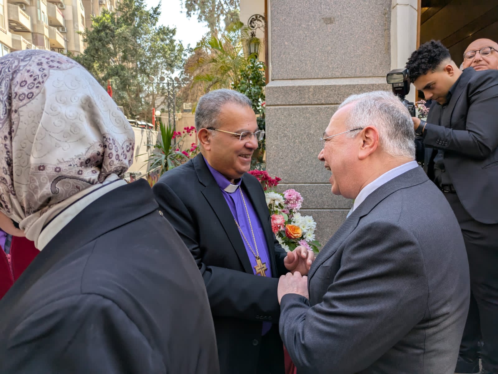 النائب عصام خليل يتقدم وفد “المصريين الأحرار” في احتفالات الإنجيلية بعيد القيامة